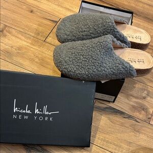 Nicole Miller Cozy Sherpa Slide Mules in Charcoal Gray